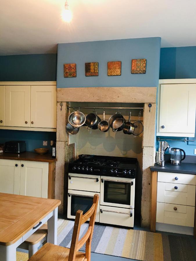 Beautiful Riverside Home, Hebden Bridge, Woodland Views, Sleeps 2 - 9 エクステリア 写真