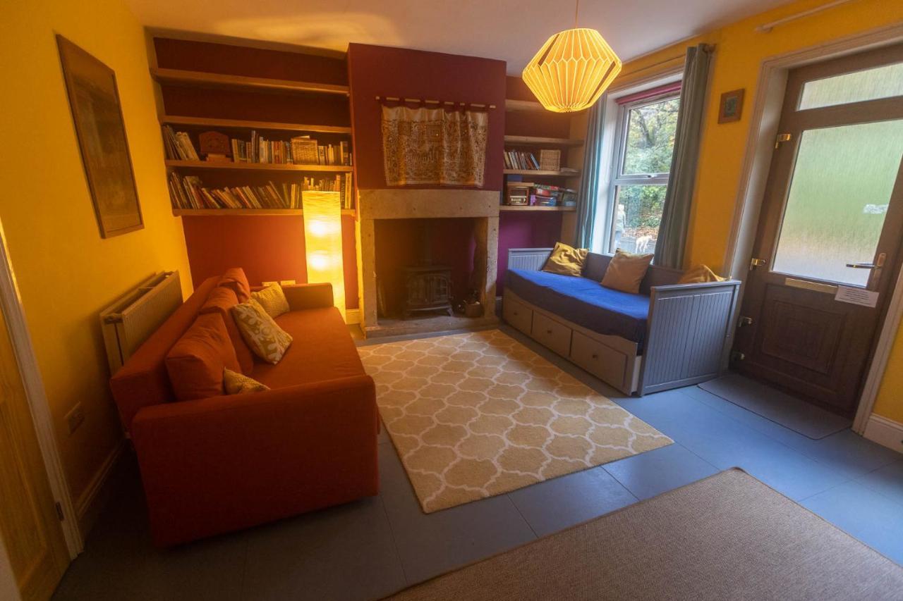 Beautiful Riverside Home, Hebden Bridge, Woodland Views, Sleeps 2 - 9 エクステリア 写真