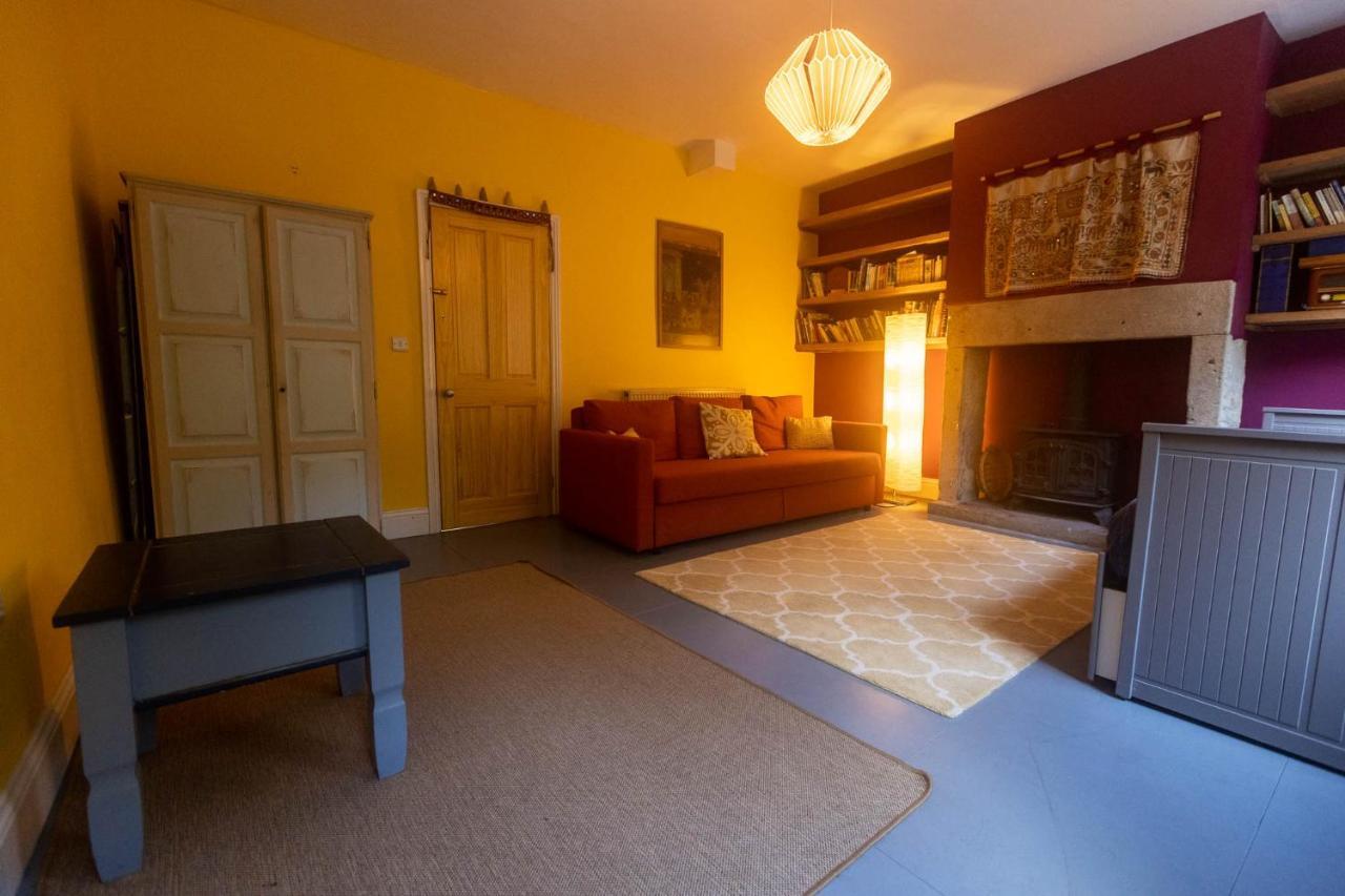 Beautiful Riverside Home, Hebden Bridge, Woodland Views, Sleeps 2 - 9 エクステリア 写真
